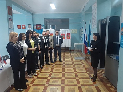 �������, 15 �����, � 8:00 ����� �������� ����������� �� ������� ���������� ���������� ���������