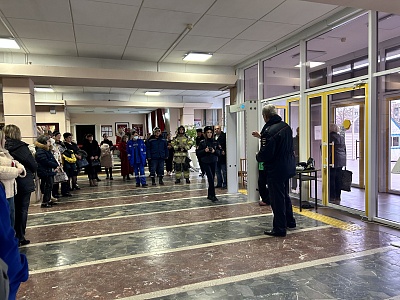 ����������