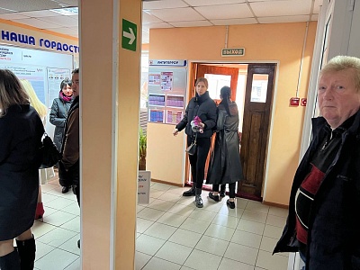 �������, 15 �����, � 8:00 ����� �������� ����������� �� ������� ���������� ���������� ���������